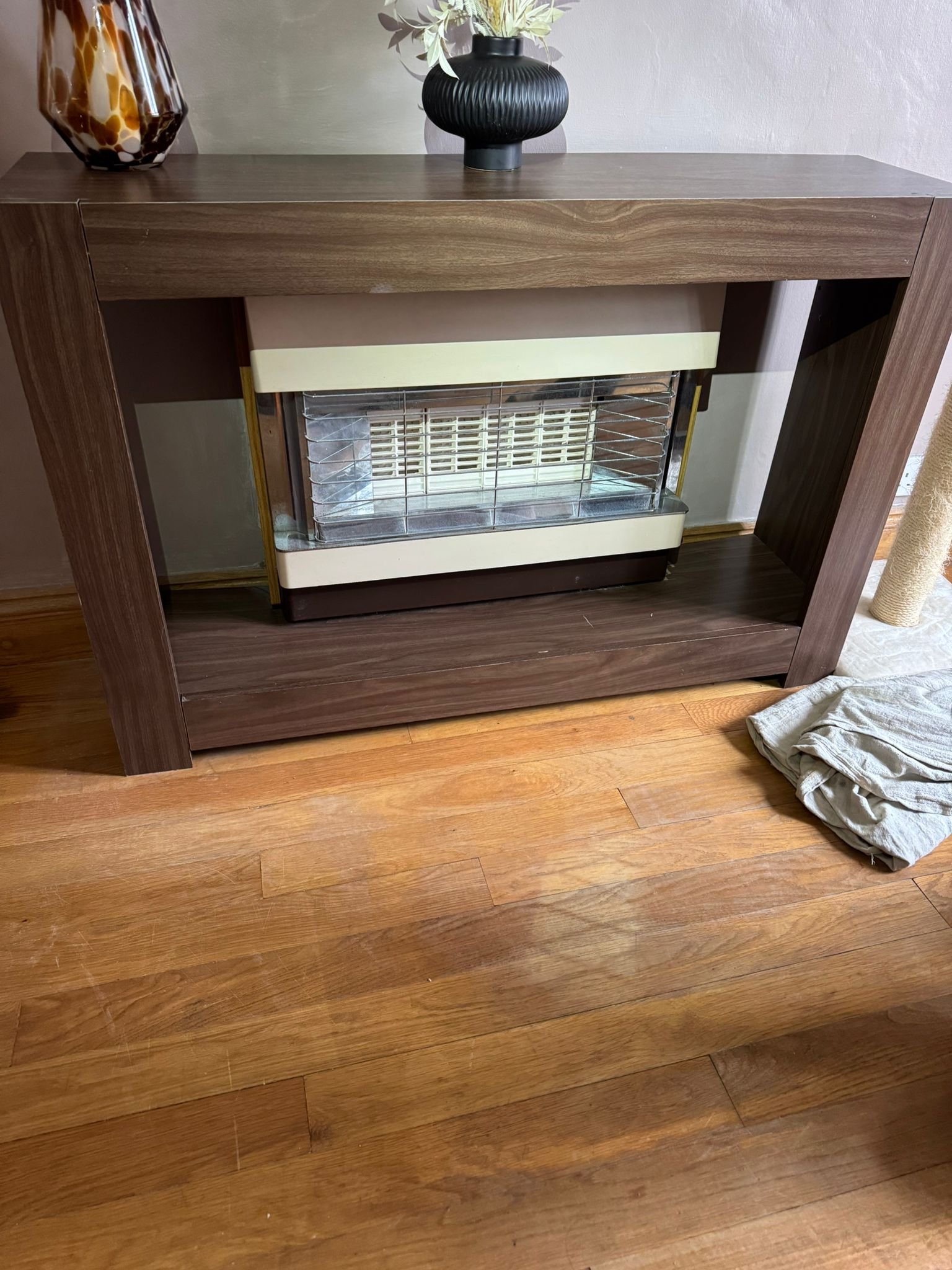 Fireplace before back boiler removal