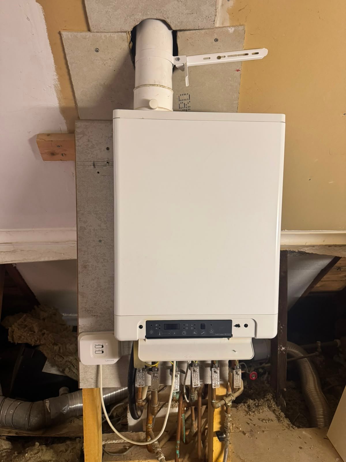 Intergas combi boiler before replacement by Tayside Gas Services Ltd